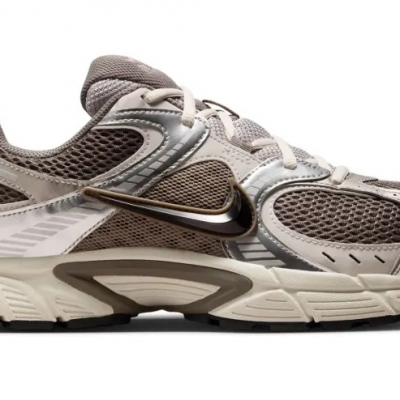 nike-v5-rnr-cave-1 