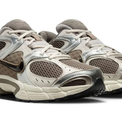 nike-v5-rnr-cave-2